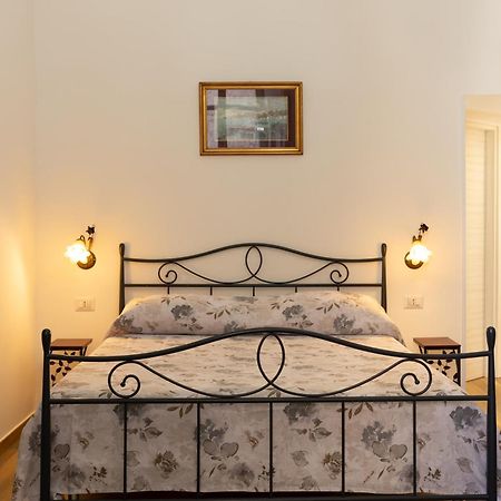 B&B Palazzo Sersale Napoli Exteriér fotografie