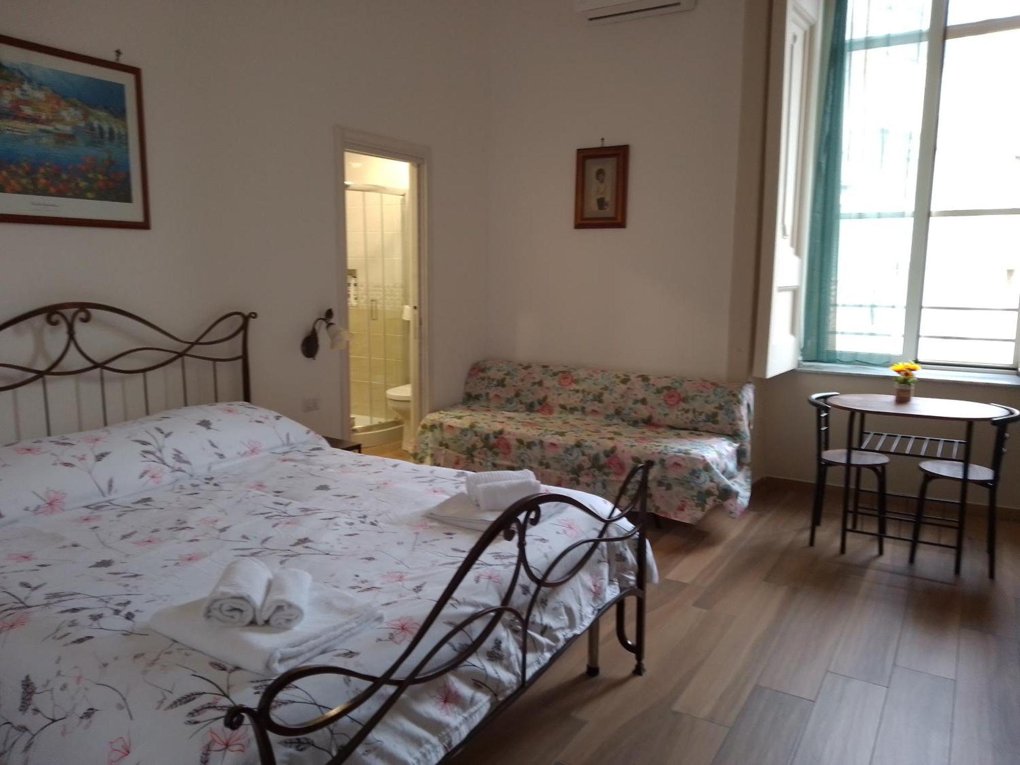 B&B Palazzo Sersale Napoli Exteriér fotografie