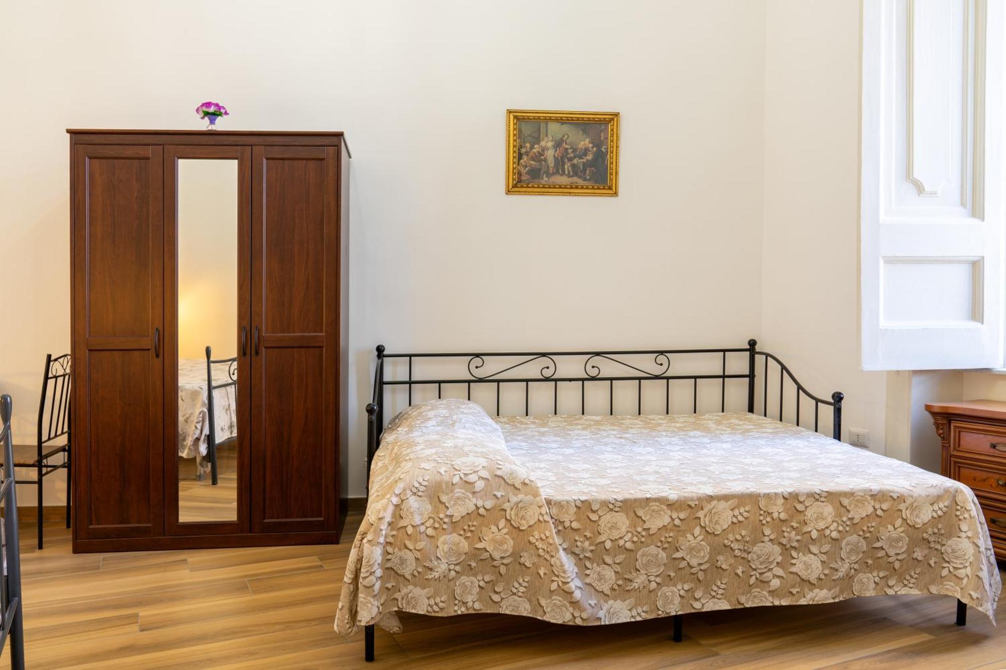 B&B Palazzo Sersale Napoli Exteriér fotografie