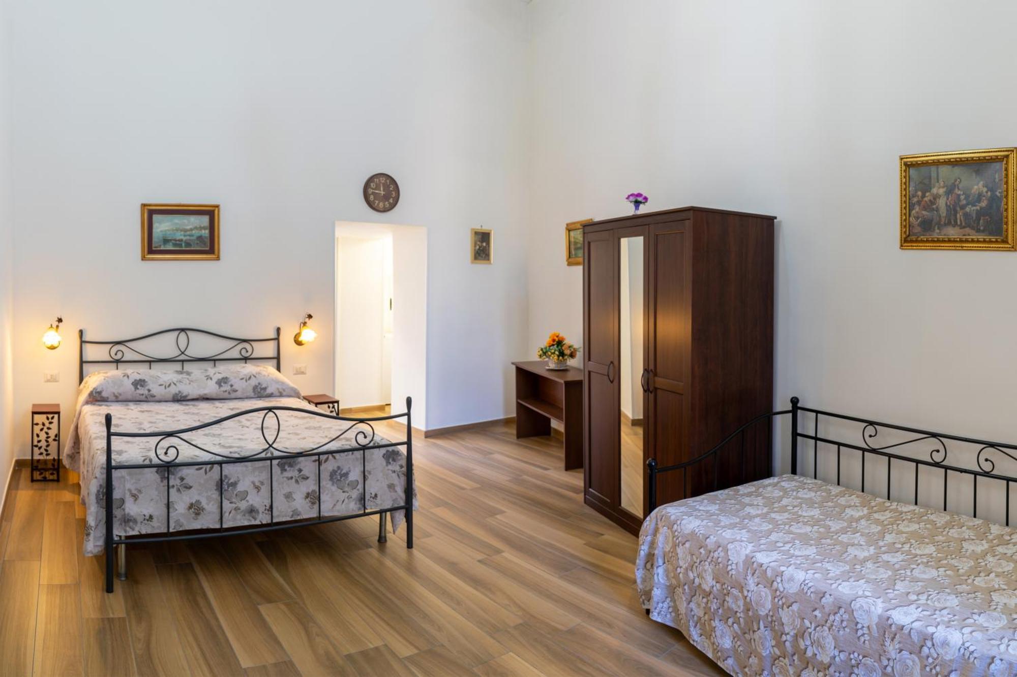 B&B Palazzo Sersale Napoli Exteriér fotografie
